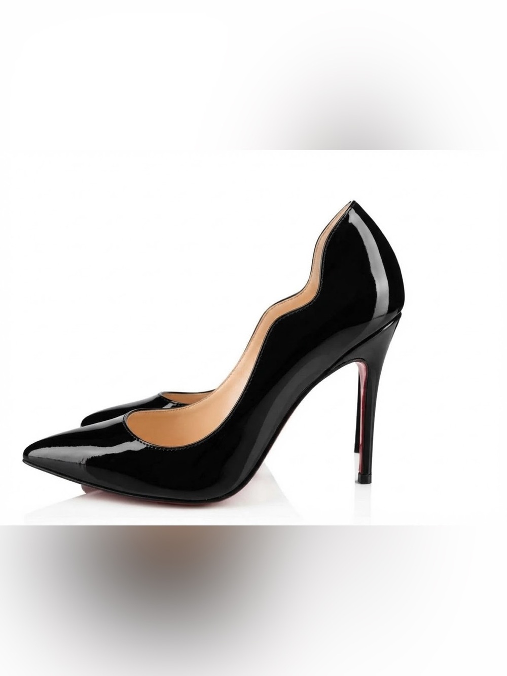 Christian Louboutin Black Patent Leather Scalloped Pumps Size 35